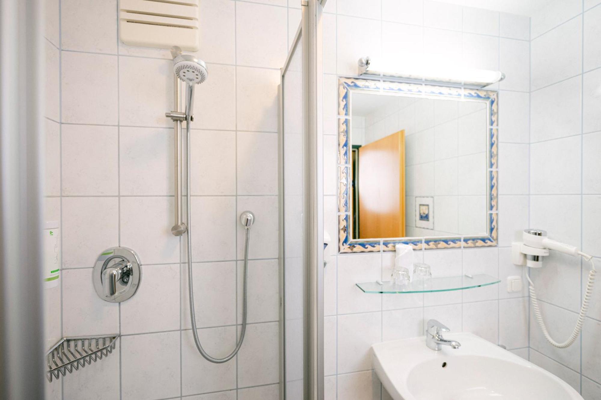 Gasthof Hotel Jaegerwirt Strasswalchen Ngoại thất bức ảnh