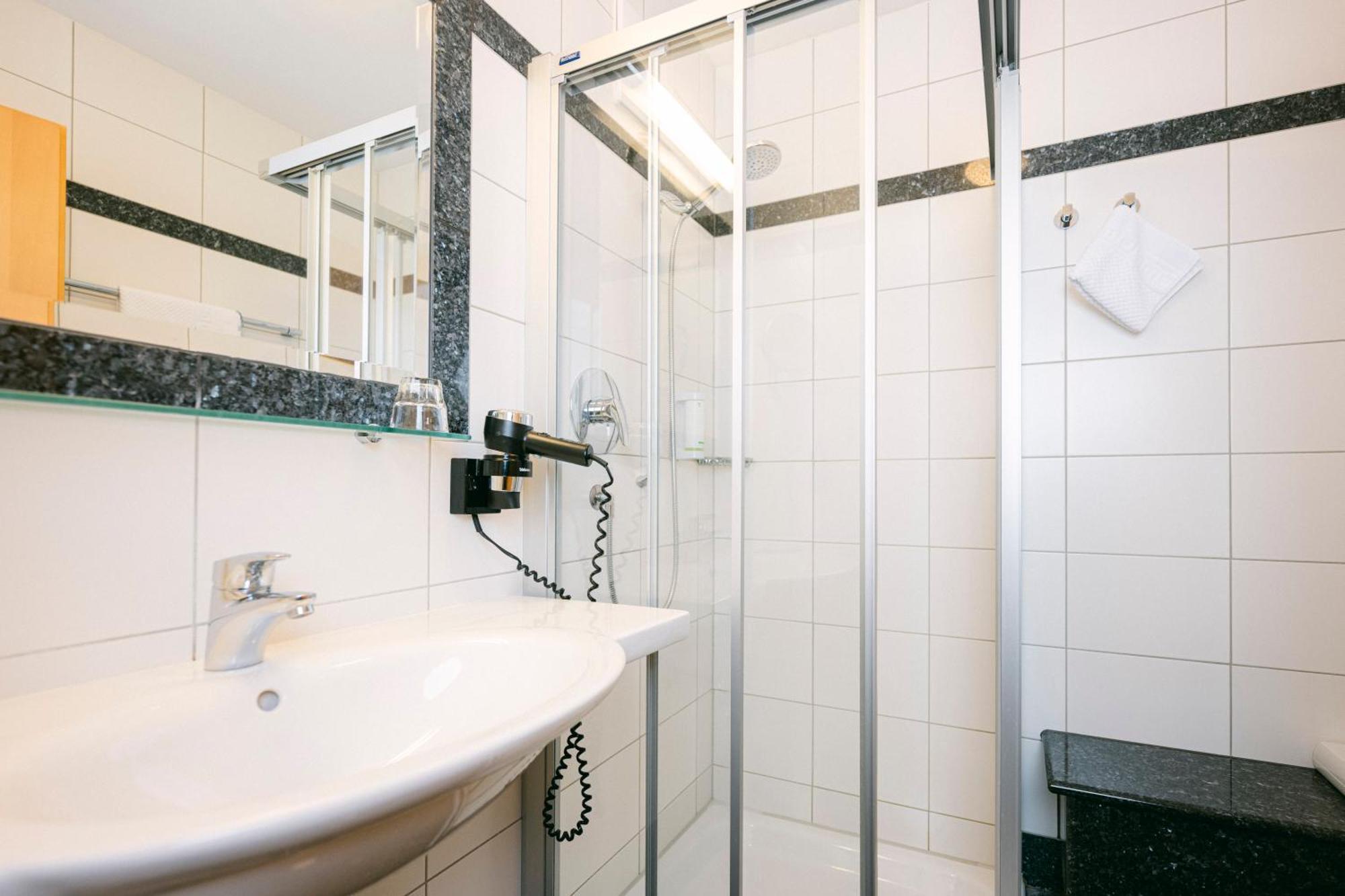 Gasthof Hotel Jaegerwirt Strasswalchen Ngoại thất bức ảnh